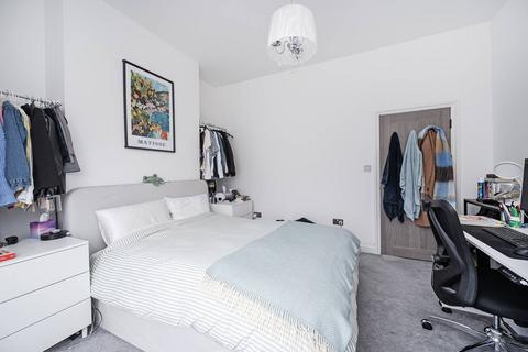 31a Penshurst Road, London, E9 7DT