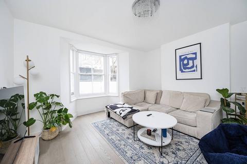 3 bedroom maisonette for sale, Penshurst Road, Victoria Park, London, E9