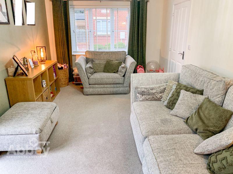 Lounge 2