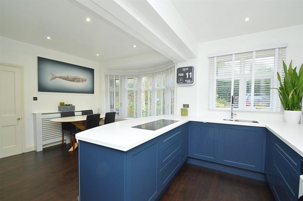 Resized NEWKitchen3.jpg