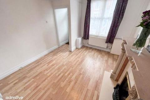 2 bedroom terraced house to rent, Algernon Street, Warrington, WA1 3QP