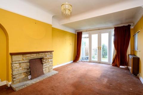 3 bedroom detached house for sale, Wolsey Drive, Walton-On-Thames