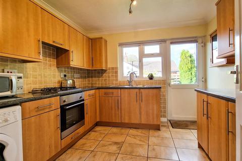 2 bedroom detached bungalow for sale, Russell Close, Barnstaple EX32