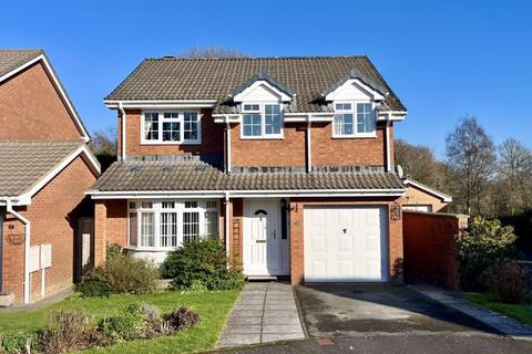 4 bedroom detached house for sale, Cloudberry Close, Chard, Somerset TA20