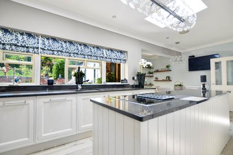 4 bedroom detached bungalow for sale, Martley Hillside, Worcester WR6