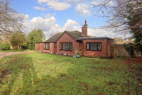 3 bedroom bungalow for sale, Marsworth