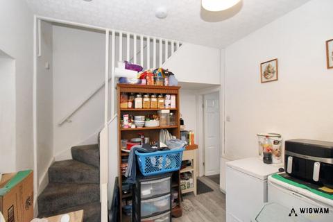 2 bedroom end of terrace house for sale, Belmont Street, Hull, HU9