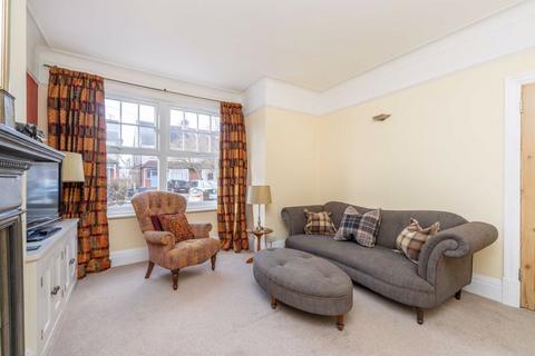 13 Malden Hill Gardens, New Malden, KT3 4HS