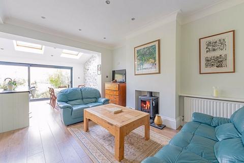 13 Malden Hill Gardens, New Malden, KT3 4HS
