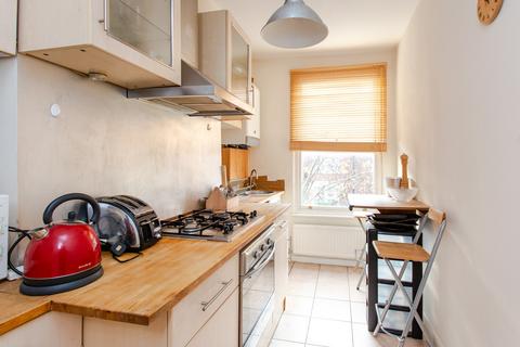 1 bedroom flat to rent, Sulgrave Road, London