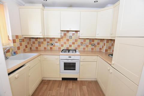 2 bedroom apartment to rent, Ashley House, Vista Road