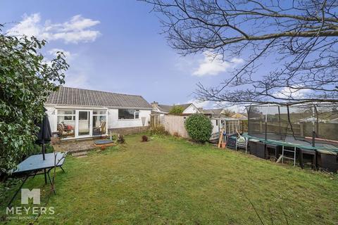 2 bedroom bungalow for sale, Merley Gardens, Wimborne, BH21 1TA