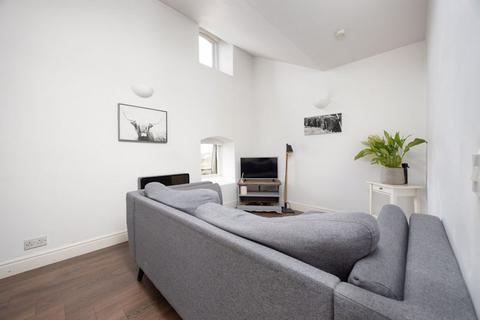 1 bedroom flat for sale, Newtown, Bradford on Avon BA15