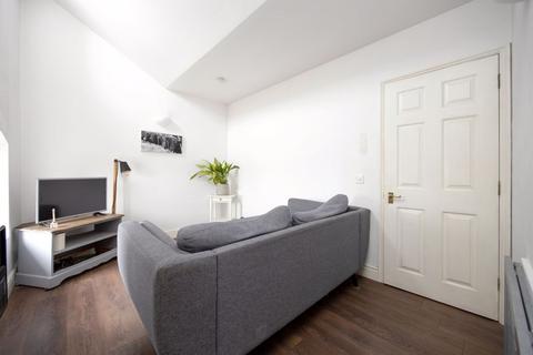 1 bedroom flat for sale, Newtown, Bradford on Avon BA15