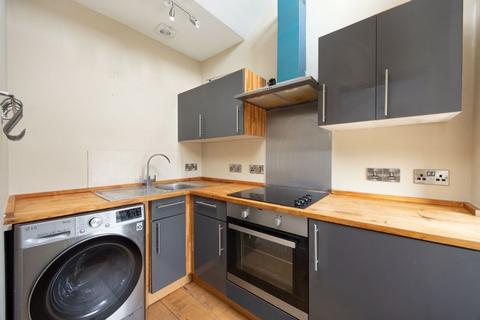 1 bedroom flat for sale, Newtown, Bradford on Avon BA15