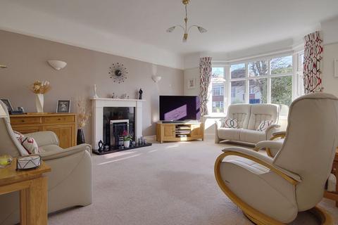 4 bedroom detached house for sale, Watcombe Road, Southbourne