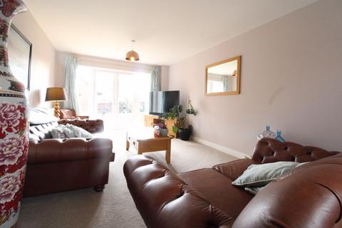 25 Hare Meadow, Great Barford, Bedford, MK44 3ES