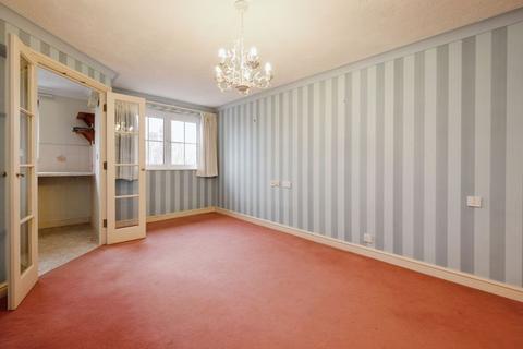 1 bedroom retirement property for sale, Queens Crescent, Southsea PO5