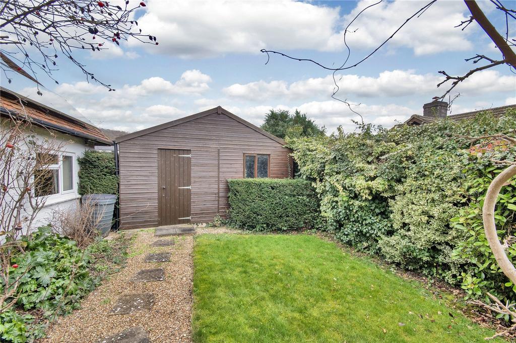 Rear/Garage