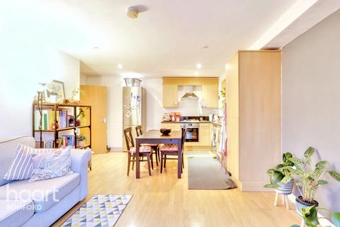 Flat 20, Eldon Court Slaney Road, Romford, RM1 3GN