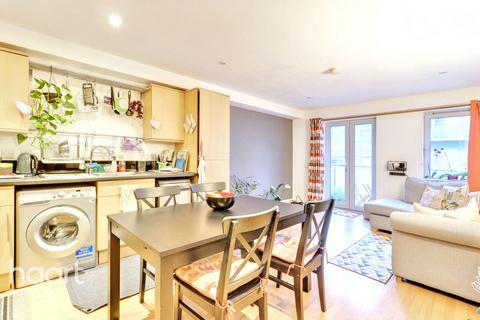 Flat 20, Eldon Court Slaney Road, Romford, RM1 3GN