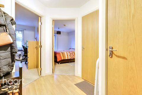 Flat 20, Eldon Court Slaney Road, Romford, RM1 3GN