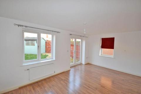 3 bedroom semi-detached house to rent, Oxley Park, Milton Keynes MK4