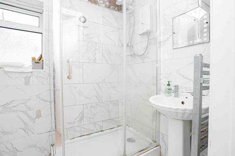 44 Ceres Road, London, SE18 1HP