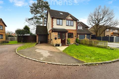 4 bedroom detached house for sale, Gibbons Close, Sandhurst, Berkshire