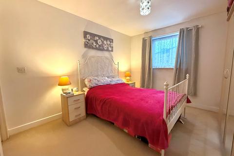 2 bedroom apartment for sale, 14 Pasteur Drive, Old Town, Swindon SN1