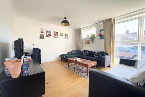 3 bedroom apartment to rent, 55-57 The Cut, London SE1