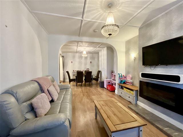 Longe/dining room