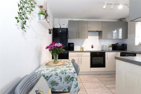 16 Chelsworth Close, Luton, LU2 9SU