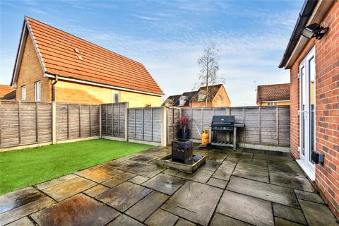 25 Meadow Side Road, East Ardsley, Wakefield, WF3 2LZ