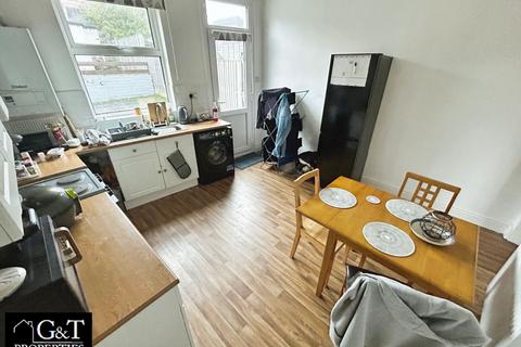 2 bedroom terraced house for sale, Baptist End Road, Dudley