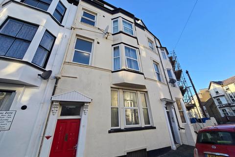 1 bedroom in a house share to rent, Room 4, 21 New Queen Street, Scarborough