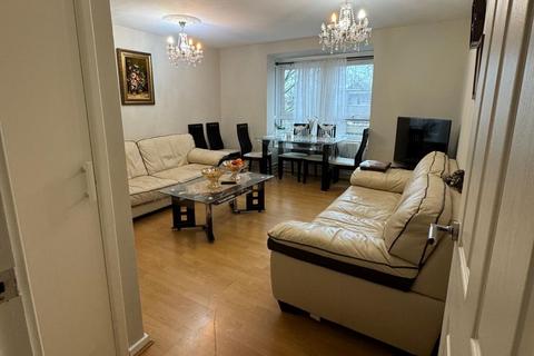 1 bedroom flat to rent, Highbury New Park, London N5