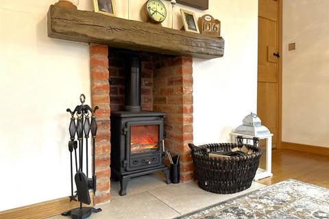 Old School House Brandon Road, Stubton, Newark, NG23 5BY