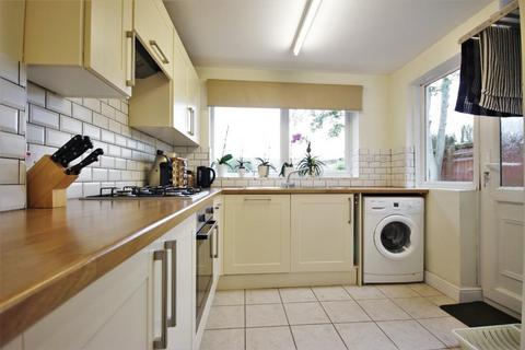 2 bedroom terraced house to rent, Overmead, Oxfordshire OX14