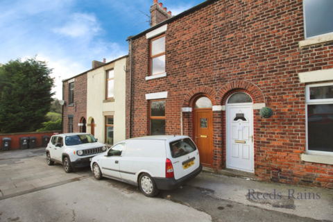 2 bedroom terraced house to rent, Church Street, Preston PR5