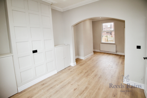 2 bedroom terraced house to rent, Church Street, Preston PR5