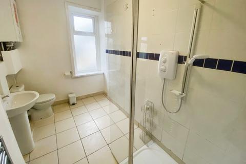 2 bedroom house to rent, Cog Lane, Lancashire BB11