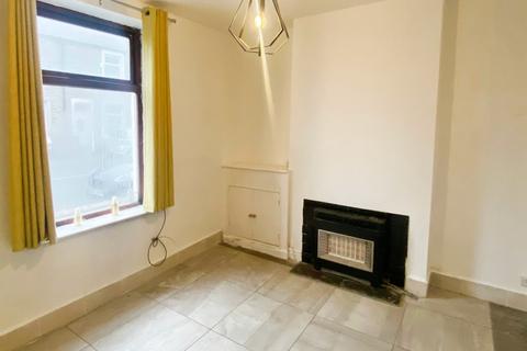 2 bedroom house to rent, Cog Lane, Lancashire BB11