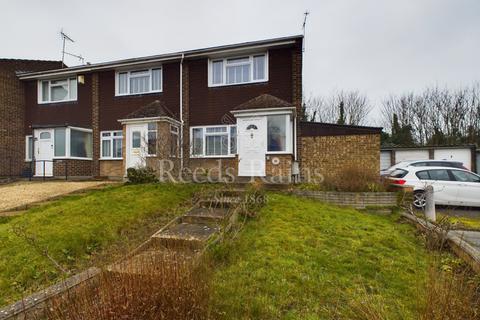 2 bedroom end of terrace house for sale, Rutland Close, Kent DA1