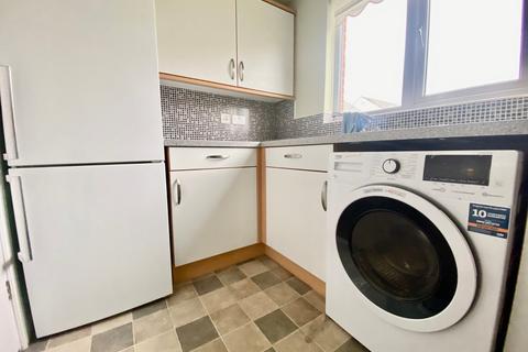 2 bedroom apartment for sale, St. Andrews Square, Brandon DH7