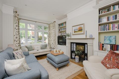 19 Mina Road, London, SW19 3AU