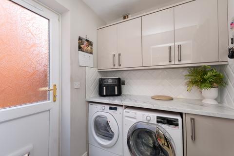 59 Baynard Avenue, Flitch Green, Dunmow, CM6 3FF