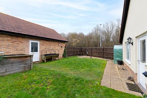 2 bedroom bungalow for sale, Isabel Drive, Bishop's Stortford CM22