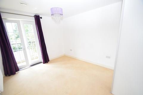 2 bedroom apartment to rent, Kingshill Drive, Buckinghamshire HP13