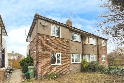 2 bedroom flat to rent, Perry Street, Dartford DA1